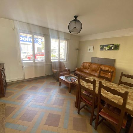 Gite Iaorana - Maison En Centre Ville Валонь Экстерьер фото